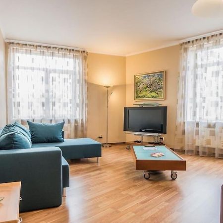 Old Town Apartment Next To Saint Peter'S Church Riga Exterior foto