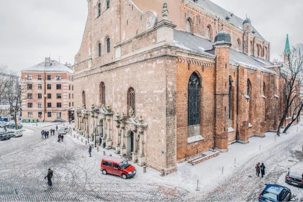 Old Town Apartment Next To Saint Peter'S Church Riga Exterior foto
