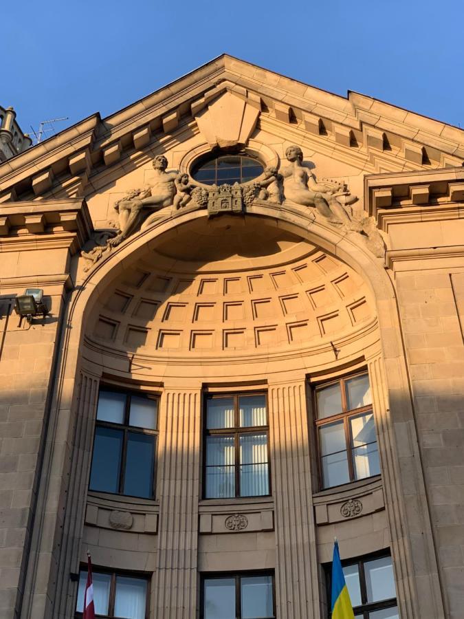 Old Town Apartment Next To Saint Peter'S Church Riga Exterior foto